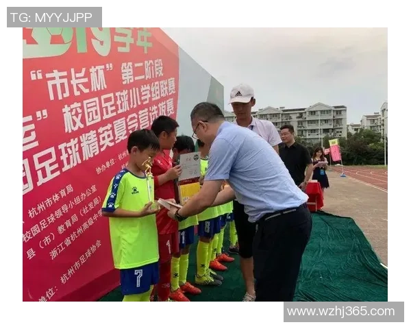 杭州足球队的速度之谜：揭秘他们如何在赛场上飞驰而过